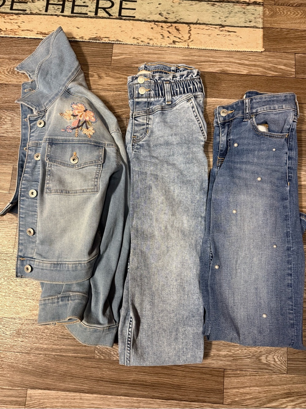 **LOT Abercrombie Kids Jeans x2 with Jean Jacket